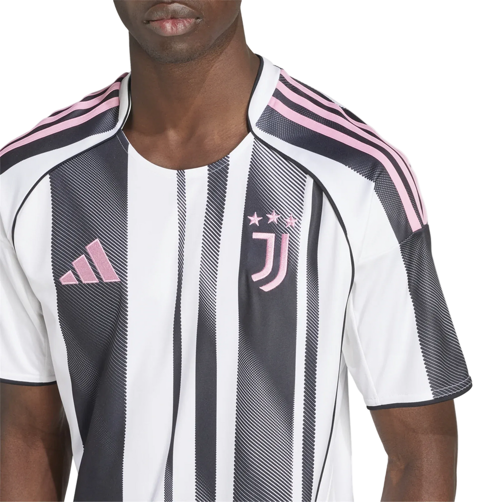 adidas Maglia Home Juventus Yildiz con patch Champions League 25/26 (Bianco/Nero/Rosa)